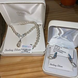 Sterling silver and pearl jewelry set